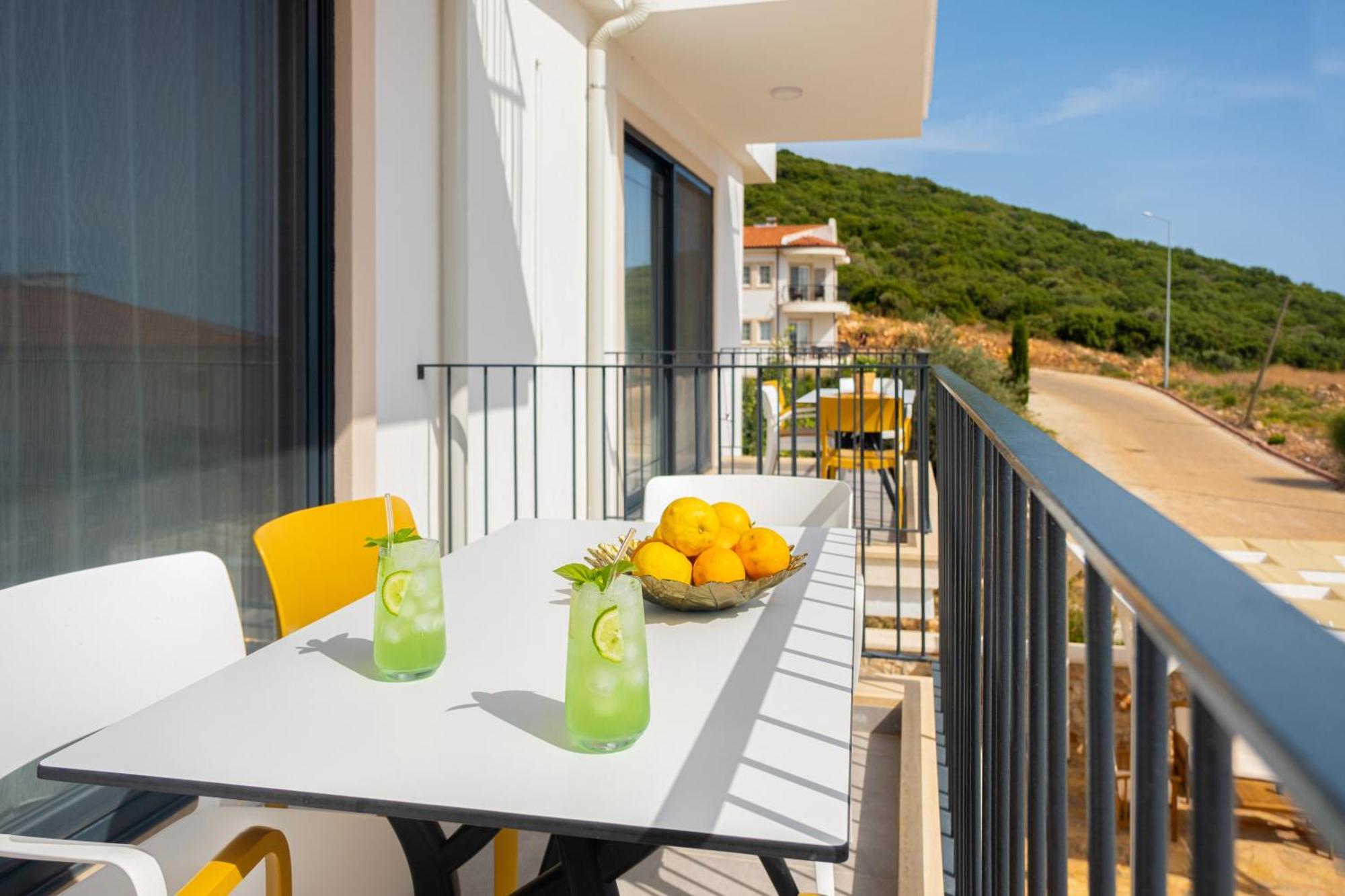 Meri Suite Apart Kaş Exterior photo